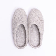 Marbled Tan Wool Felt Slippers - Kuuma Shoes