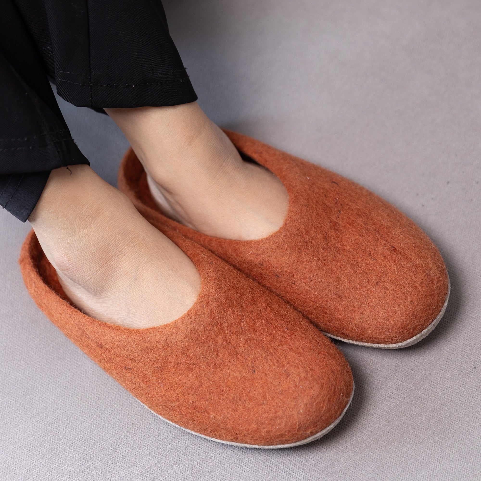 Orange Wool Felt Slippers - Kuuma Shoes