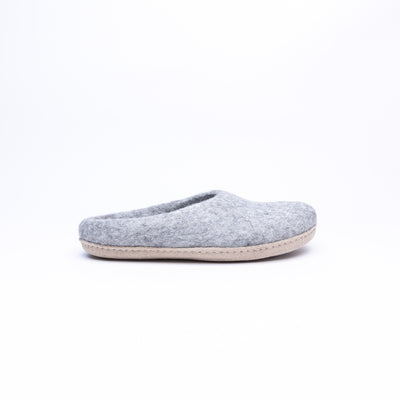 Marbled Light Grey Wool Felt Slippers