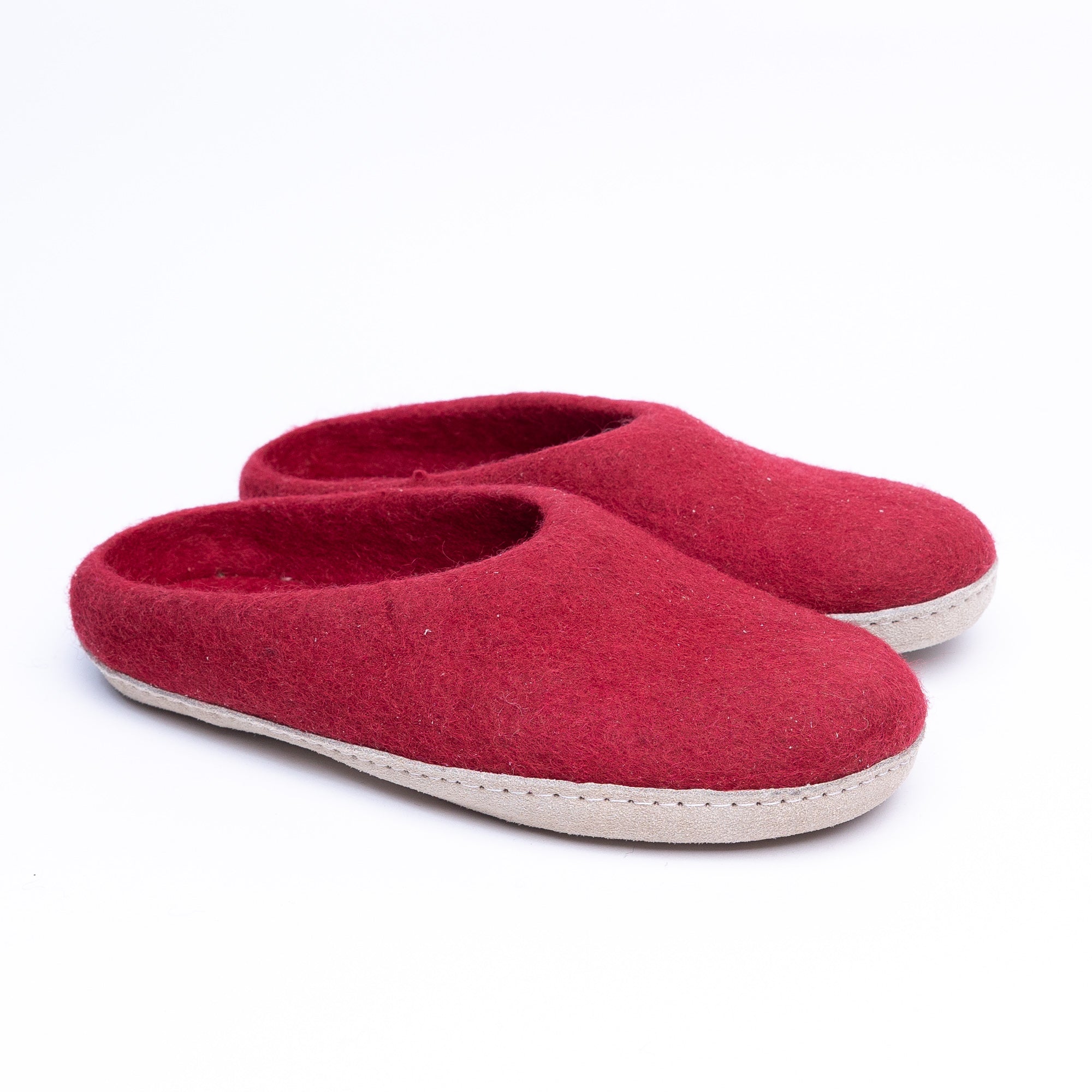 Red Wool Felt Slippers - Kuuma Shoes