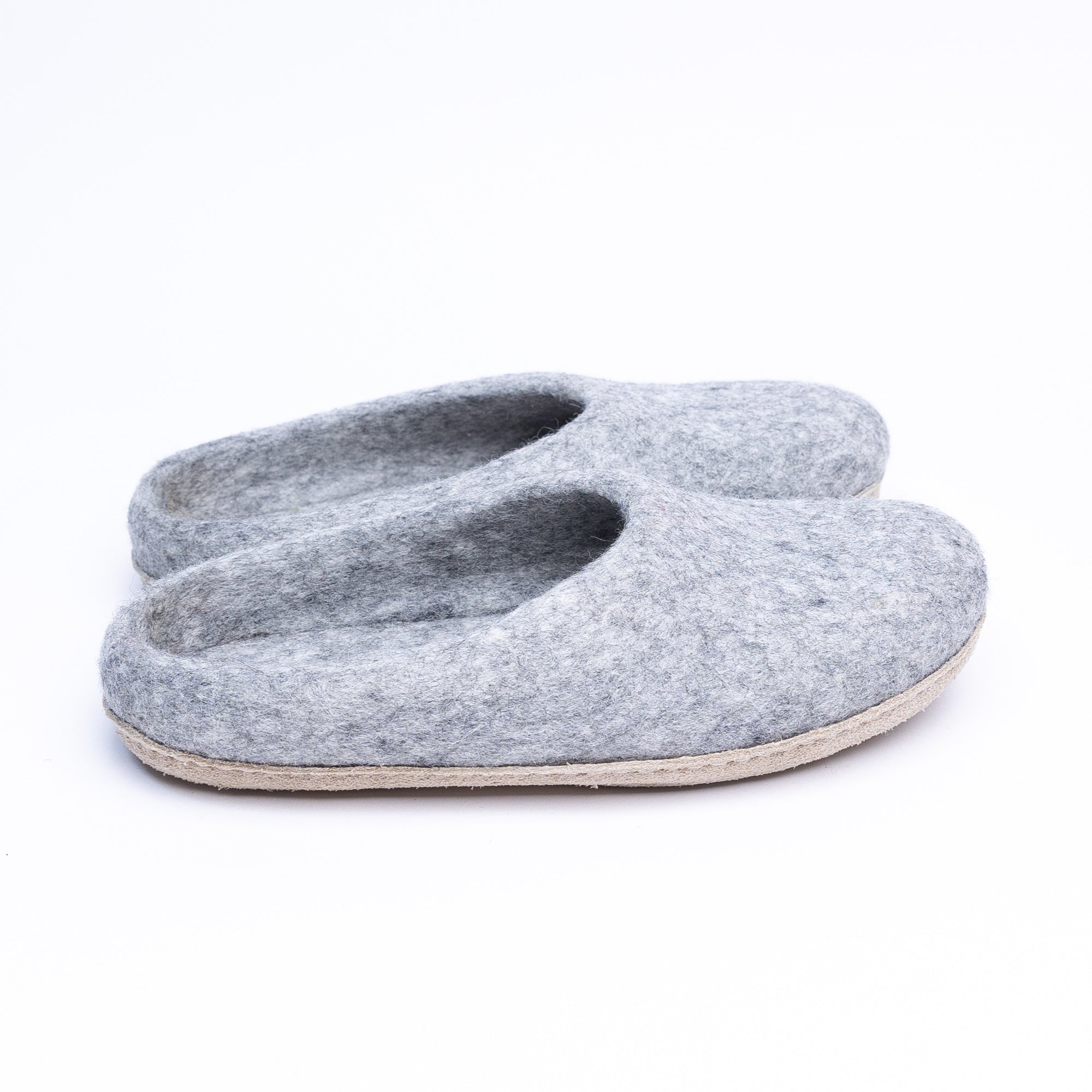 Marbled Light Grey Wool Felt Slippers