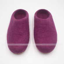 Load image into Gallery viewer, Purple Slipper
