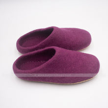 Load image into Gallery viewer, Purple Slipper
