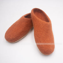 Load image into Gallery viewer, Burnt Umber Slipper
